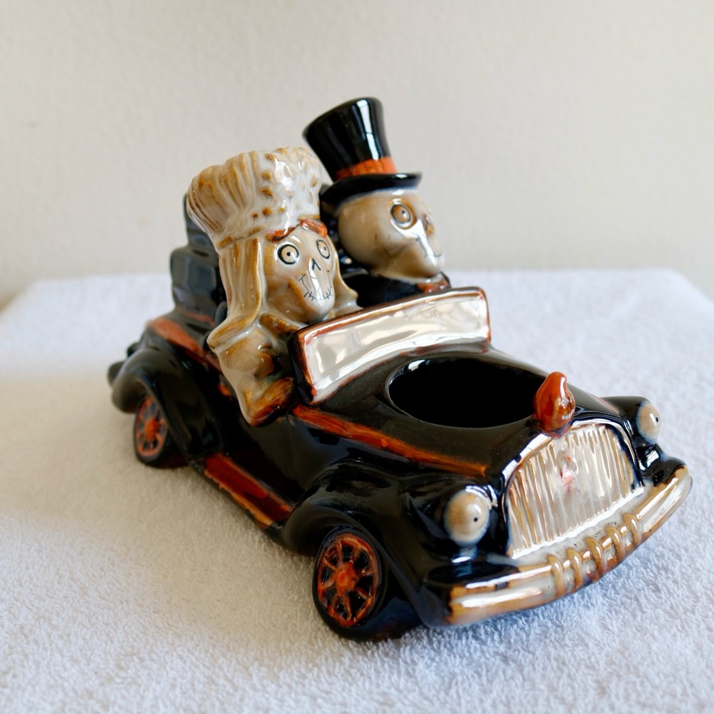 Yankee Candle Boney Bunch Halloween Just Buried Tealight Candle Holder